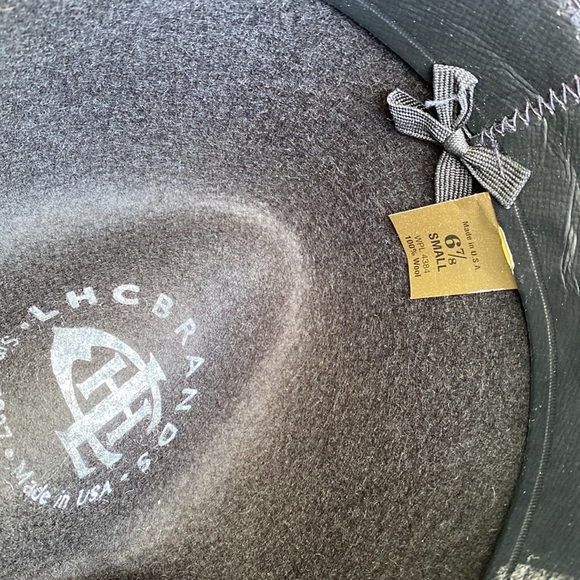 LHC Brands “Hearts” 100% Wool Hat - Picture 10 of 12